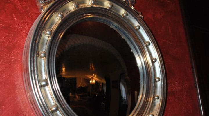 Specchio antico lavorato con foglia argento